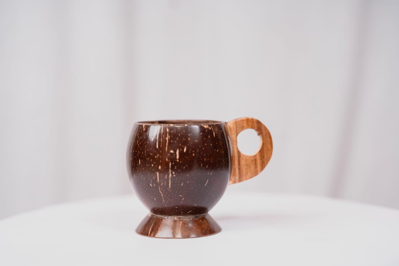 Tea Cup/ Coffee Mug- Round Wood Handle